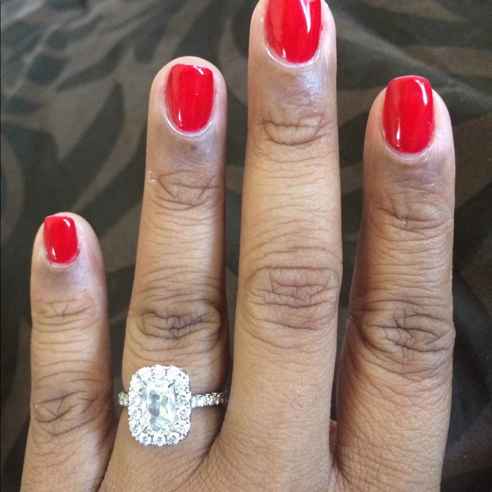 Henri Daussi Engagement Ring - Picture 2 of 5